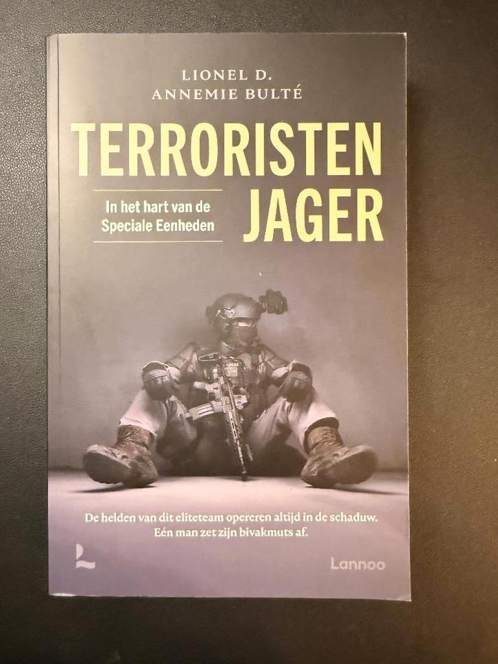 Terroristenjager -  Lionel D., Boeken, Politiek en Maatschappij, Zo goed als nieuw, Maatschappij en Samenleving, Ophalen of Verzenden