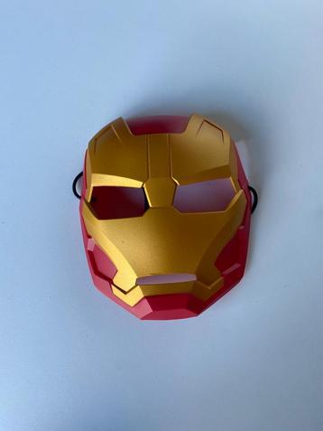 3 maskers actiehelden/ piratenhoed / brandweerhelm beschikbaar voor biedingen