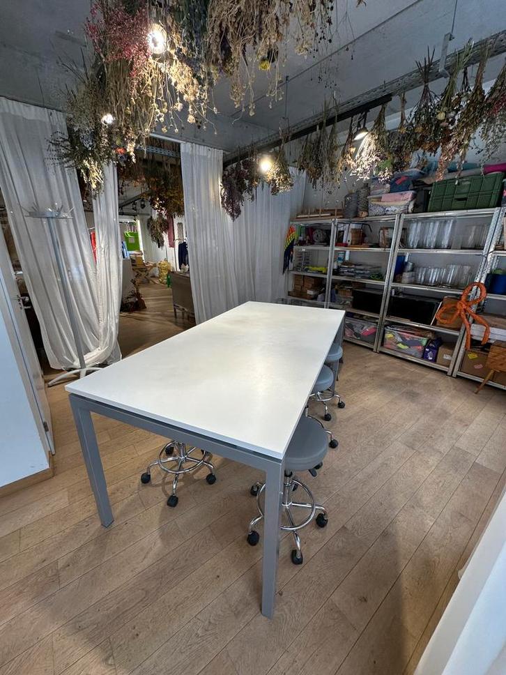 Table d’atelier ou bureau, Maison & Meubles, Bureaux, Utilisé, Bureau, Réglable en hauteur, Enlèvement