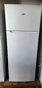 Ijskast 169 liter met vriezer. 37liter . Zo goed als nieuw., Elektronische apparatuur, Ophalen, Zo goed als nieuw