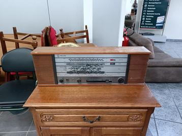 philips retro radio beschikbaar voor biedingen