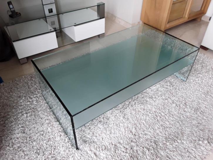 Table basse italienne en verre, Maison & Meubles, Tables | Tables de salon, Utilisé, Moins de 50 cm, 50 à 100 cm, 100 à 150 cm