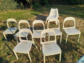Stoelen ikea Urban stapelbaar 4 + 3 gratis tuinstoelen  beschikbaar voor biedingen