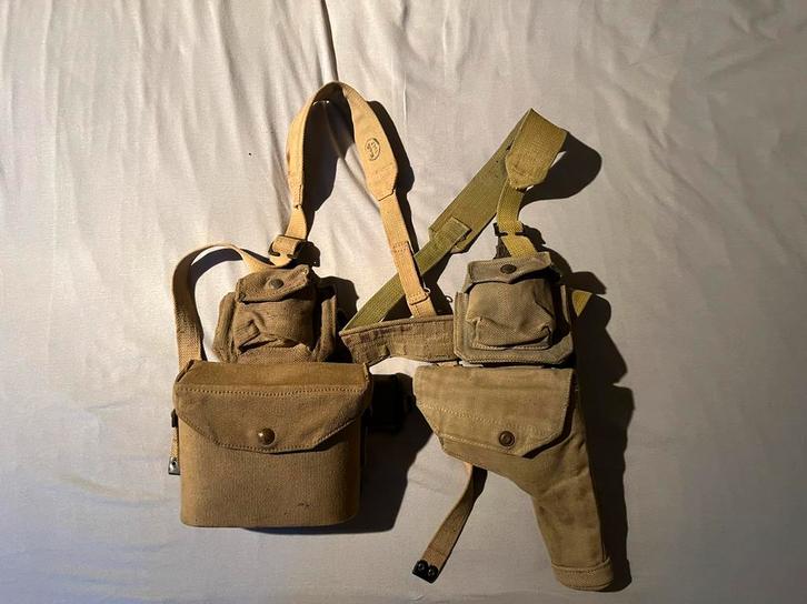 Lot webbing Engelse officier, Verzamelen, Militaria | Tweede Wereldoorlog, Landmacht, Overige typen, Verzenden