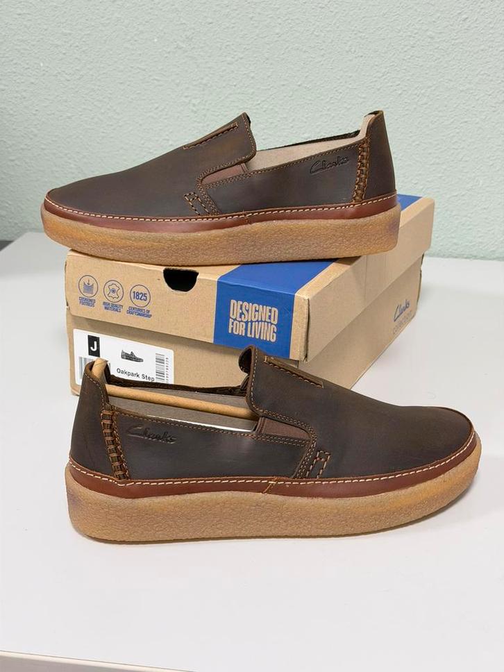 Chaussures en cuir Clarks Oakpark Step Slip-On de EU 43 NEW, Vêtements | Hommes, Chaussures, Neuf, Flâneurs, Brun, Enlèvement ou Envoi