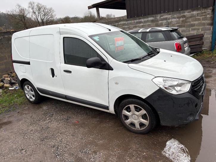 Dacia dokker, Autos, Dacia, Particulier, Dokker, ABS, Airbags, Alarme, Bluetooth, Ordinateur de bord, Verrouillage central, Rétroviseurs électriques