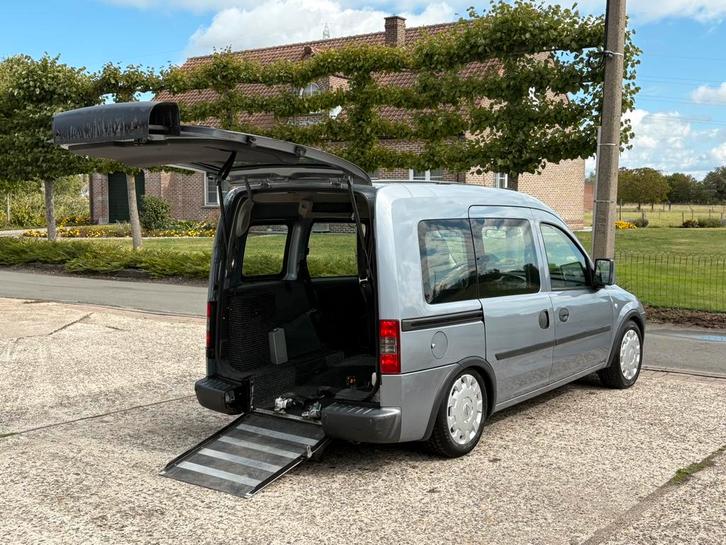 ♿️Opel Combo 1.4benzine Rolstoel Invalide Mindervalide TPMR, Auto's, Opel, Bedrijf, Te koop, Combo Tour, Aangepast voor mindervaliden