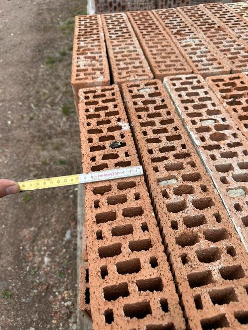 Snelbouwstenen 50 x 25 x 9 … 600 stuks beschikbaar, Doe-het-zelf en Bouw, Metselstenen, Zo goed als nieuw, Ophalen