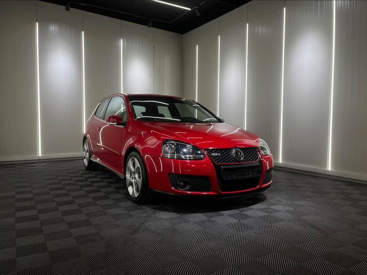 Golf 5 Gti Onberispelijke staat!, Auto's, Volkswagen, Particulier, Golf, Benzine, Euro 4, 3 deurs, Handgeschakeld, Rood, Dealer onderhouden
