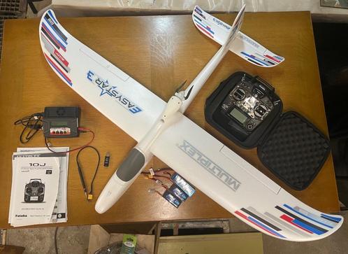 Easystar 3 + Futaba 10J + toebehoren, Hobby en Vrije tijd, Modelbouw | Radiografisch | Vliegtuigen, Nieuw, Elektro, RTF (Ready to Fly)
