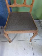 4 chaises  en bon état, Ophalen