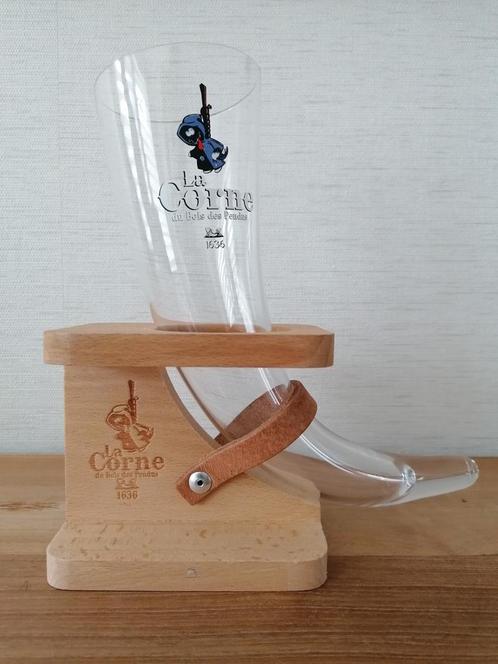 Splinternieuw in speciale vorm vn het biermerk La Corne, Verzamelen, Biermerken, Zo goed als nieuw, Ophalen of Verzenden