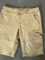 Jongens short, Kinderen en Baby's, Kinderkleding | Maat 170, Ophalen of Verzenden, Zo goed als nieuw