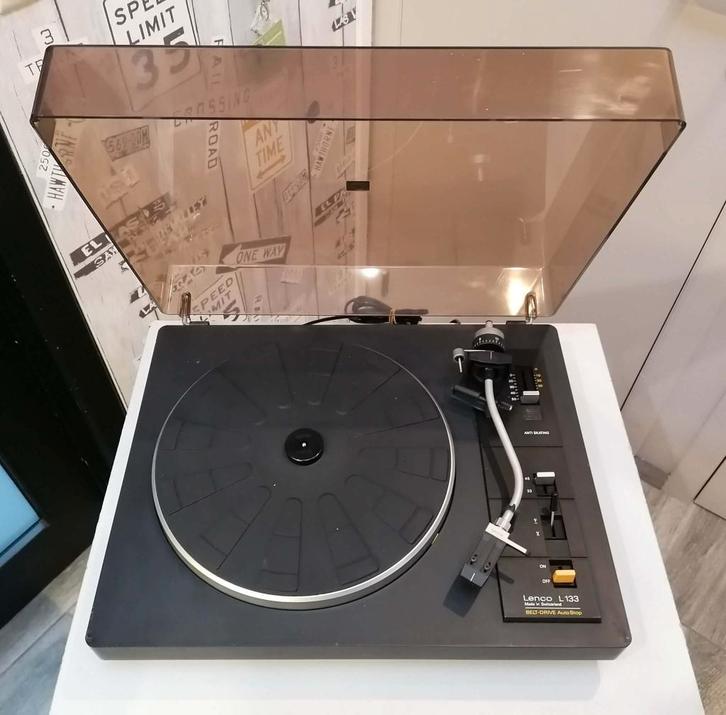 Vintage platenspeler LENCO L133, Audio, Tv en Foto, Platenspelers, Zo goed als nieuw, Platenspeler, Overige merken, Ophalen