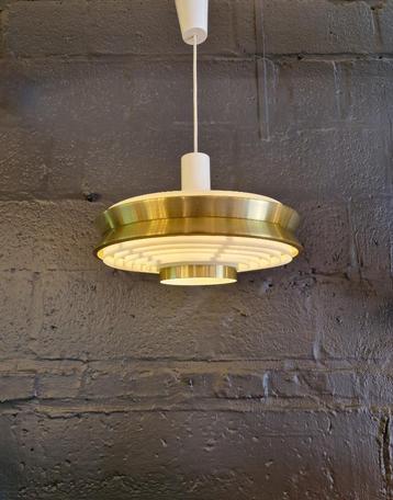 UFO-suspensie in goud geanodiseerd aluminium, 1960-70 beschikbaar voor biedingen