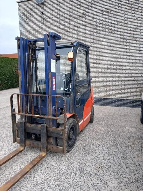 Vorkheftruck Heli 2012 2500kg heffen - eigen gewicht 3990kg, Zakelijke goederen, Machines en Bouw | Heftrucks en Intern transport