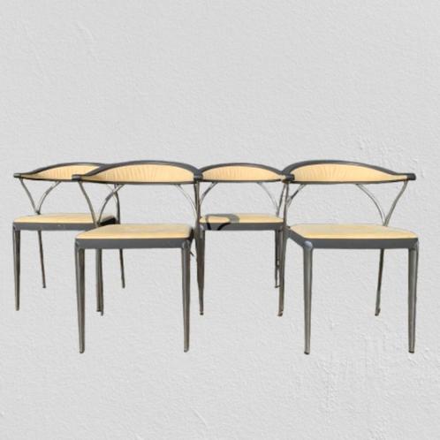 Set van 4 ARIA armstoelen, Huis en Inrichting, Stoelen, Gebruikt, Vier, Kunststof, Metaal, Stof, Overige kleuren, Verzenden