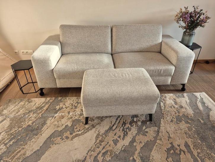 Mooie 2.5-zit zetel met losse poef, Huis en Inrichting, Zetels | Complete zithoeken, Ophalen