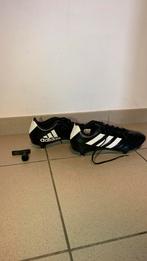 Voetbalschoenen ijzeren noppen, Sport en Fitness, Voetbal, Ophalen, Zo goed als nieuw, Schoenen