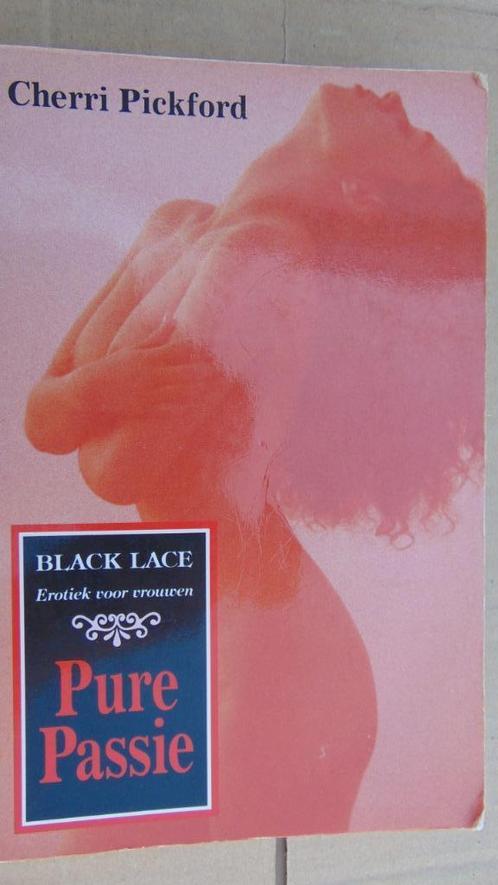 Boek: Pure Passie - Black Lace - erotiek voor vrouwen., Livres, Fantastique, Utilisé, Enlèvement ou Envoi