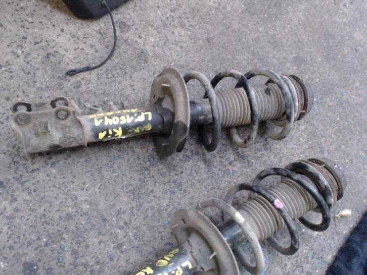 Amortisseur avant gauche Kia Venga 1.4CRDi 66kw 2010-2015, Auto-onderdelen, Ophanging en Onderstel, Kia, Gebruikt, Ophalen of Verzenden