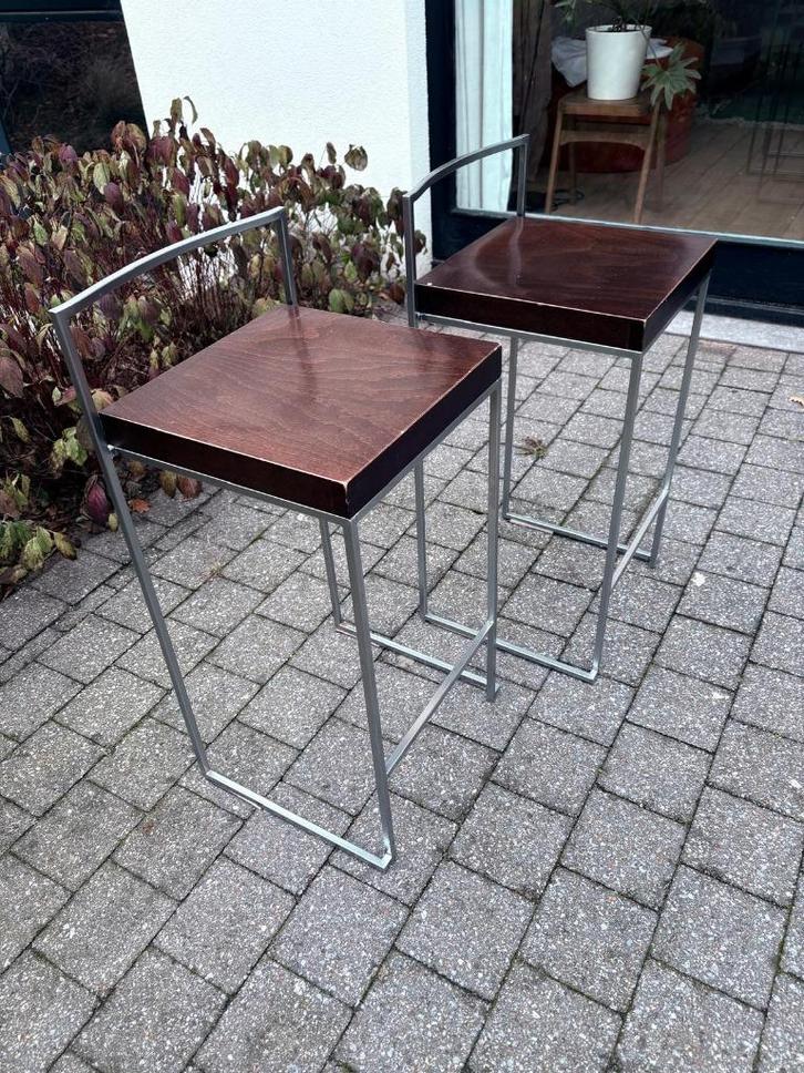 barkruk  La Palma walnoot 5 stuks, Huis en Inrichting, Barkrukken, Gebruikt, 60 tot 90 cm, Hout, Metaal, 5 krukken of meer, Ophalen