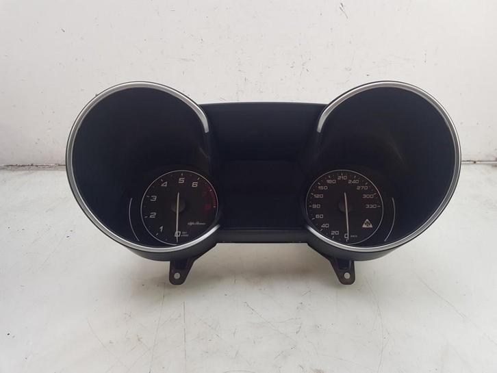 COCKPIT Alfa Romeo Giulia (952) (|50549182|50559577|), Auto-onderdelen, Dashboard en Schakelaars, Alfa Romeo, Gebruikt