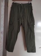 Khaki groene cargo broek maat 42 F&F zo goed als nieuw, Ophalen, F&f, Maat 42/44 (L), Zo goed als nieuw