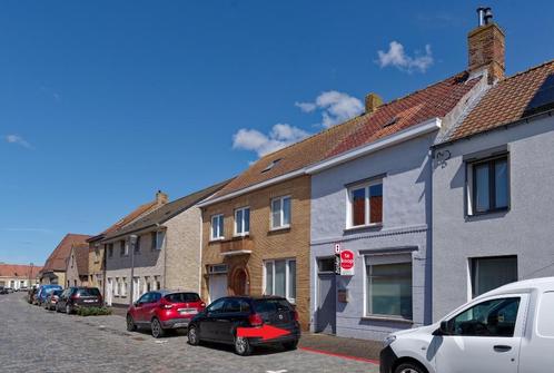 Houtem - Rijwoning - Broker (REF 11824), Immo, Maisons à vendre, Province de Flandre-Occidentale, 200 à 500 m², Maison 2 façades