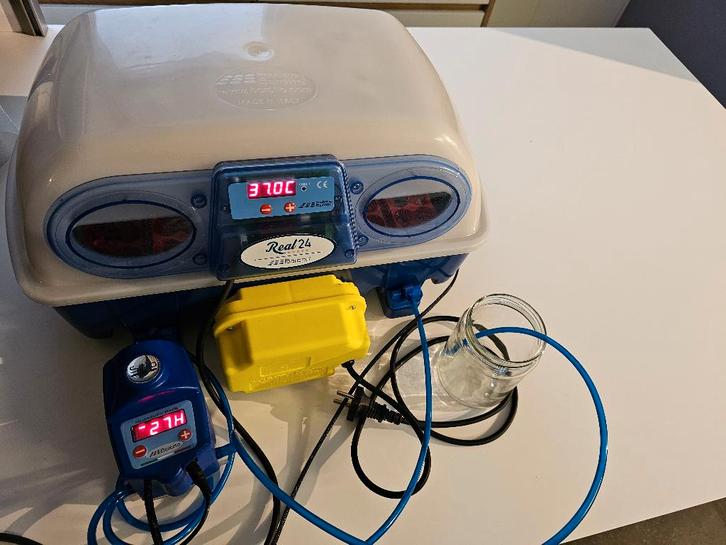 Broedmachine Broedkast Borotto Real 24 Automaat+Sirio Pomp, Dieren en Toebehoren, Pluimvee | Toebehoren, Zo goed als nieuw, Broedmachine