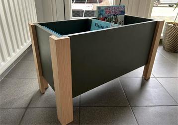 Boekenkist beschikbaar voor biedingen