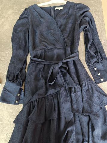 Robe bleu marine MORGAN 38 beschikbaar voor biedingen