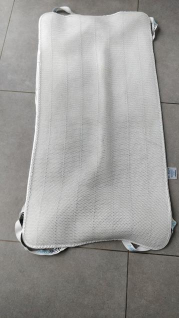 Aerosleep matras beschermer beschikbaar voor biedingen