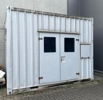Geïsoleerde zeecontainer met airco beschikbaar voor biedingen