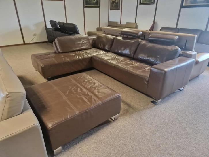 BRUINE BUFFELLEDEREN HOEKSALON MET POEF, Huis en Inrichting, Zetels | Zetels, Gebruikt, Leer, Ophalen