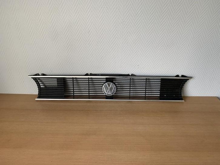 grille volkswagen golf I 1974 tot 1984 321853601 grill, Auto-onderdelen, Overige Auto-onderdelen, Volkswagen, Gebruikt, Ophalen of Verzenden