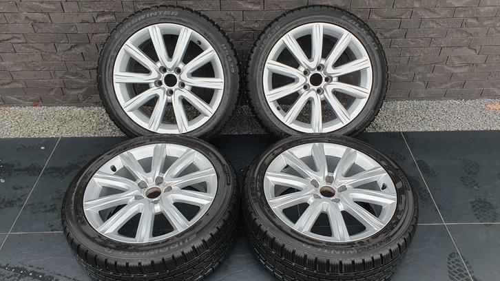 Jantes AUDI avec pneus d'hiver, Autos : Pièces & Accessoires, Pneus & Jantes, Pneus et Jantes, Pneus hiver, 18 pouces, 245 mm