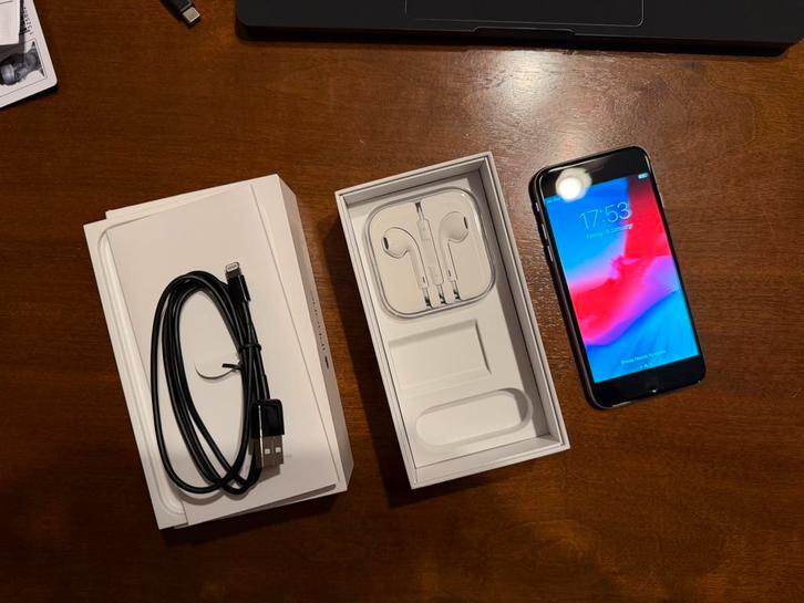 Apple iPhone 6, Telecommunicatie, Mobiele telefoons | Apple iPhone, 64 GB, iPhone 6, Grijs, Ophalen