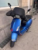 Vespa sprint IGET 2019, Fietsen en Brommers, Ophalen, Zo goed als nieuw, Benzine, 50 cc