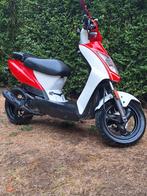 Kymco 50cc B klasse papieren en sleutel start en rijd 50 uur, Ophalen of Verzenden, Zo goed als nieuw