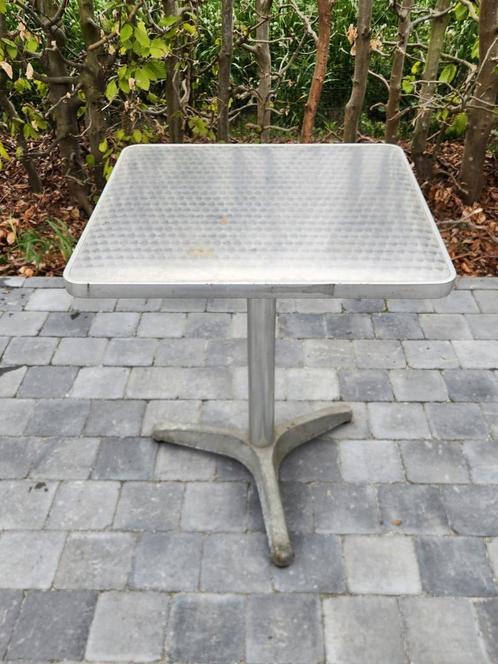 Bistro tafel in aluminium, Tuin en Terras, Tuintafels, Gebruikt, Vierkant, Aluminium, Ophalen