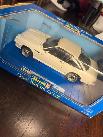 Opel Manta B GT/E schaal 1:18 beschikbaar voor biedingen