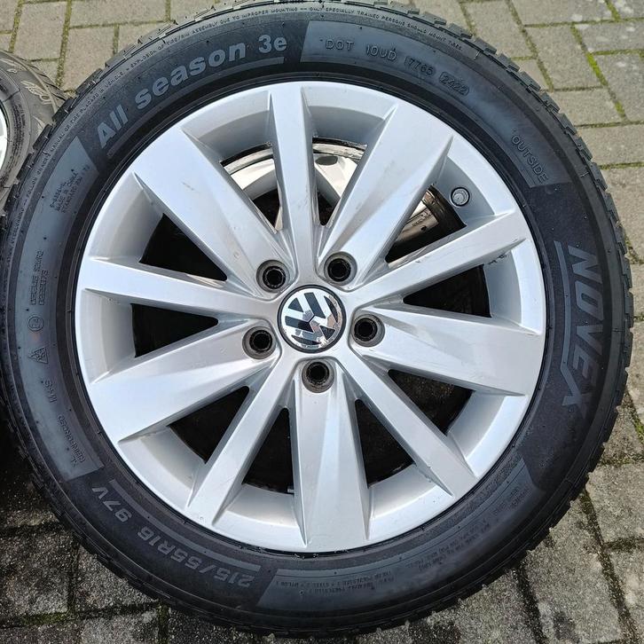 Originele Volkswagen  Velgen VW - 4 Seizoens 215/55R16 97V, Auto-onderdelen, Banden en Velgen, Banden en Velgen, All Season, 16 inch