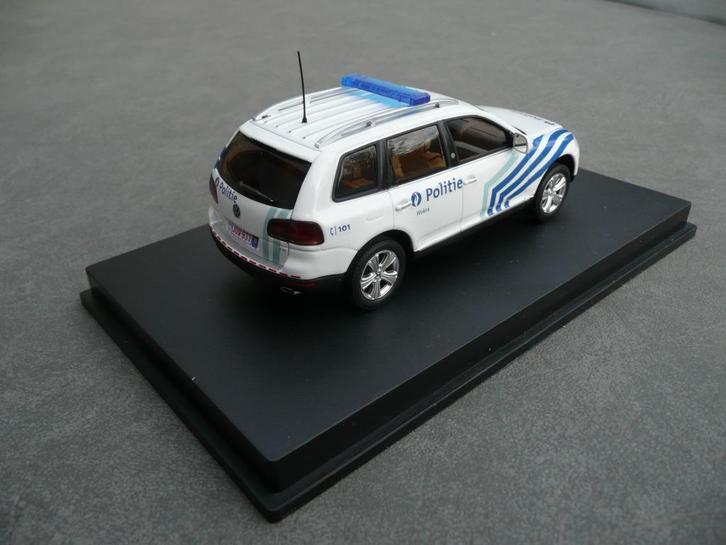 Volkswagen Touareg ZP PZ WoKra politie police 1:43 code 3, Hobby en Vrije tijd, Modelauto's | 1:43, Gebruikt, Auto, MiniChamps