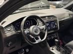 Volkswagen Tiguan R-Line 1.5TSI DSG - 12 Maand Garantie, Auto's, 1498 cc, Parkeersensor, Leder, 5 zetels