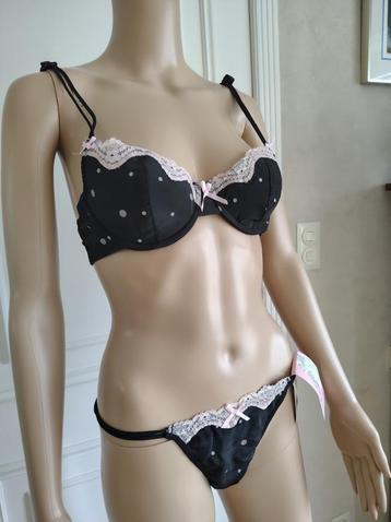nieuw lingerie setje  beschikbaar voor biedingen
