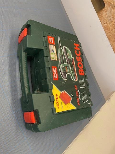 Ponceuse Bosch PSS 250 AE, Bricolage & Construction, Outillage | Ponceuses, Utilisé, Ponceuse orbitale, Moins de 600 watts, Enlèvement ou Envoi