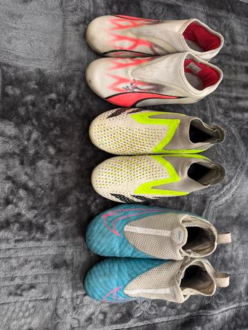 Kindervoetbalschoenen maat 37 beschikbaar voor biedingen