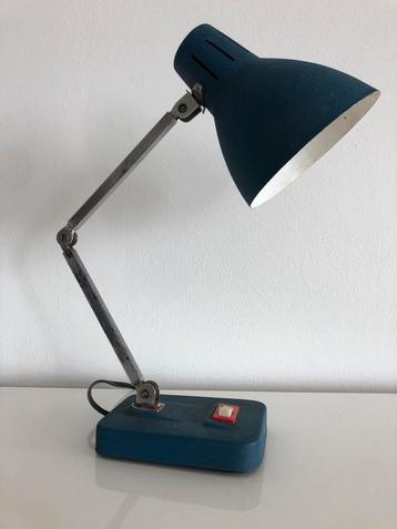 Vintage lamp ui de 70s beschikbaar voor biedingen