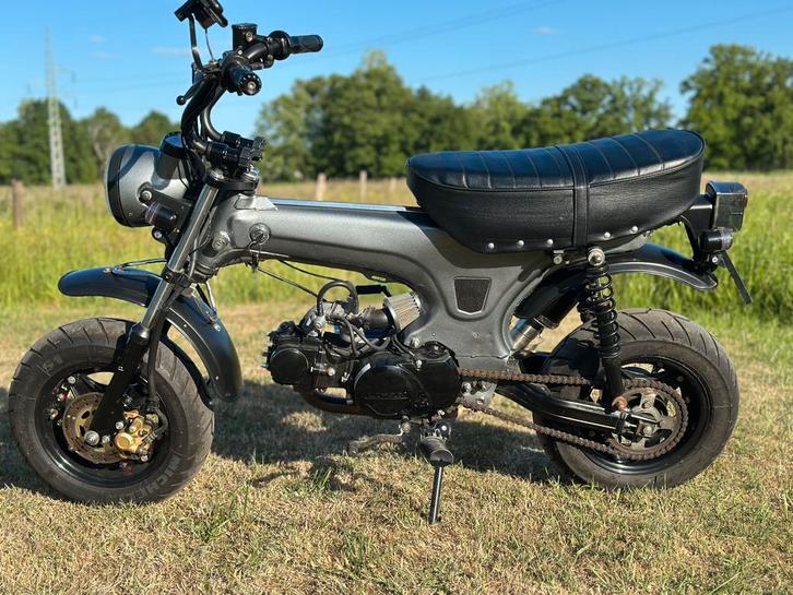 Dax brommer, Fietsen en Brommers, Brommers | Overige merken, Zo goed als nieuw, Ophalen